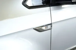 Omsa Vw Caddy Minivan Krom Sinyal Çerçevesi 2 Parça Abs 2015-2019 Arası