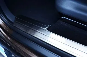 OMSA VW Amarok Krom İç Kapı Eşiği 4 Parça 2010-2021 Arası - Görsel 3