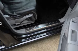 OMSA VW Caddy Minivan Krom İç Kapı Eşiği 4 Parça 2015-2019 Arası thumb 3