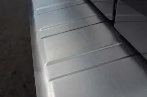 OMSA Renault Trafic 3 Krom Arka Tampon Eşiği Taşlı 2014-2024 Arası - Görsel 3