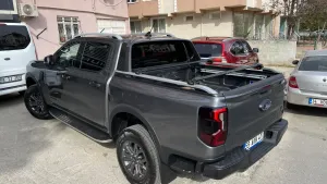 Ford Ranger P703/T9 Wildtrak 2023 2024 2025 Trx1 Model Thunder Carrier Kilitli Ara Atkı Arka Kasa Yan Çitalari İçi̇n Siyah