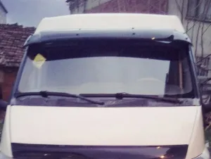 Transit 2002-2006 Yıl Aralığı Uyumlu Ön Cam Güneşliği - Görsel 2