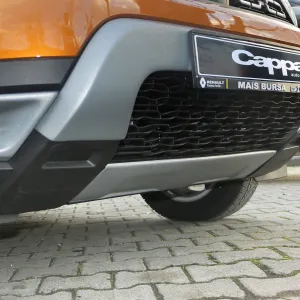 Dacia Duster 2018-2024 Yıl Aralığı Uyumlu Ön Tampon Difüzör - Görsel 3