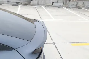 Tesla Model Y Juniper 2025 Sonrası SPOR SPOILER - PIANO BLACK - Görsel 3