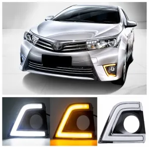 Toyota Corolla 2014-2017 İçi̇n Ön Tampon Si̇s Ledi̇