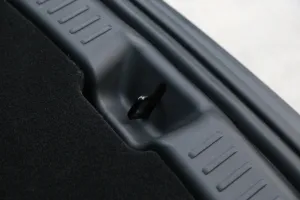 Tesla Model Y Juniper 2025 Sonrası BAGAJ KORUMA (ENJEKSIYON 1. KALITE) - Görsel 3