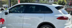 Porsche Cayenne 2010-2017 (92A) uyumlu 2011-2017 Tavan Çıtası Parlak Siyah modelleri Oto Aksesuar Shop'de. Kaliteli malzeme, hızlı kargo ve güvenli alışverişle