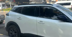 Peugeot 2008 2019-Günümüz (P24) uyumlu 2018 Sonrası Tavan Çıtası Parlak Siyah modelleri Oto Aksesuar Shop'de. Kaliteli malzeme, hızlı kargo ve güvenli