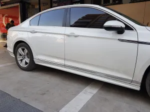 Volkswagen Passat 2014-2023 (B8) uyumlu B8 Yan Marşpiyel (VAKUM) LB7S Boya kodlu modelleri Oto Aksesuar Shop'de. Kaliteli malzeme, hızlı kargo ve güvenli