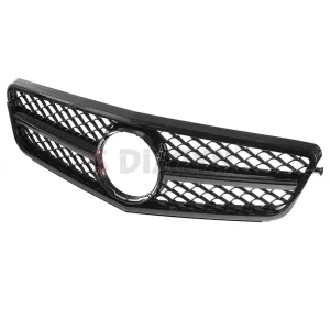 S-Dizayn Mercedes C-Class W204 Ön Panjur Parlak Siyah Piano Black AMG Model 2007-2014 - Görsel 4