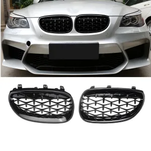 BMW 5 Serisi 2003-2010 (E60) uyumlu E60/E61 Ön Panjur Böbrek Parlak Siyah Piano Black Diamond Model 2003-2009 modelleri Oto Aksesuar Shop'de. Kaliteli malzeme,