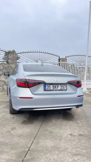 2022+ Civic Uyumlu Modern Line LED Stop - Kırmızı/Smoke Parça - Görsel 2