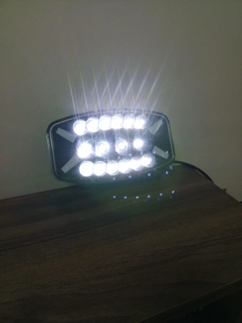 Off Road Uyumlu Kamyon Tır Uyumlu Gündüz Ledli Sis Lambası 12-24V Uyumlu V5 Parça