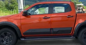 İsuzu D-Max Uyumlu Gövde Kaplama Yan Kapı Koruma 2020 / 2023 Parça - Görsel 2