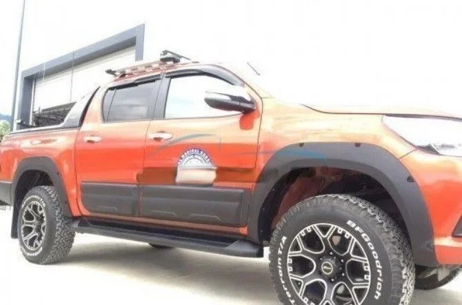 Toyota Hilux Uyumlu Çamurluk Kaplama Civatasız 4.5Cm Dodik Seti 2012 / 2019 Parça