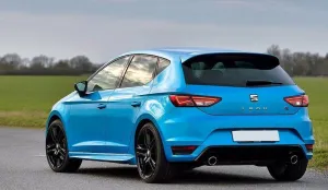 Body Kit Marşpiyel uyumlu Volkswagen Golf 7 Aero Yan Marşpiyel modelleri Oto Aksesuar Shop'de. Kaliteli malzeme, hızlı kargo ve güvenli alışverişle hemen
