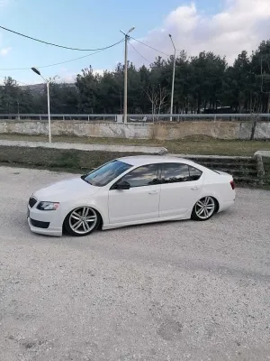 Body Kit Marşpiyel uyumlu Skoda Octavia Yan Marşpiyel (Plastik) modelleri Oto Aksesuar Shop'de. Kaliteli malzeme, hızlı kargo ve güvenli alışverişle hemen
