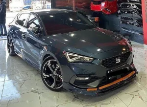 Seat Leon 2020-Günümüz (KL) uyumlu Mk4 Ön Ek (Plastik) modelleri Oto Aksesuar Shop'de. Kaliteli malzeme, hızlı kargo ve güvenli alışverişle hemen inceleyin.