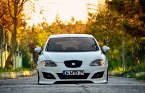 Seat Leon 2005-2012 (1P) uyumlu Mk2 Makyajlı Ön Ek modelleri Oto Aksesuar Shop'de. Kaliteli malzeme, hızlı kargo ve güvenli alışverişle hemen inceleyin.