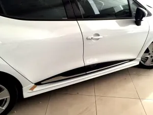 Renault Clio 2012-2019 (X98) uyumlu 4 R Yan Marşpiyel (Plastik) modelleri Oto Aksesuar Shop'de. Kaliteli malzeme, hızlı kargo ve güvenli alışverişle hemen