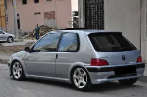 Body Kit Marşpiyel uyumlu Peugeot 106 Yan Marşpiyel (Fiber) modelleri Oto Aksesuar Shop'de. Kaliteli malzeme, hızlı kargo ve güvenli alışverişle hemen