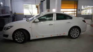 Body Kit Marşpiyel uyumlu Opel Insignia Opc Yan Marşpiyel modelleri Oto Aksesuar Shop'de. Kaliteli malzeme, hızlı kargo ve güvenli alışverişle hemen inceleyin.