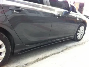 Body Kit Marşpiyel uyumlu Opel Astra J Rieger Yan Marşpiyel modelleri Oto Aksesuar Shop'de. Kaliteli malzeme, hızlı kargo ve güvenli alışverişle hemen