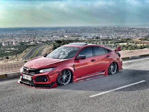 Honda Civic uyumlu Fc5 Custom Ön Lip modelleri Oto Aksesuar Shop'de. Kaliteli malzeme, hızlı kargo ve güvenli alışverişle hemen inceleyin.