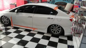 Honda Civic 2011-2015 (FB7) uyumlu Fb7 Custom Yan Marşpiyel modelleri Oto Aksesuar Shop'de. Kaliteli malzeme, hızlı kargo ve güvenli alışverişle hemen