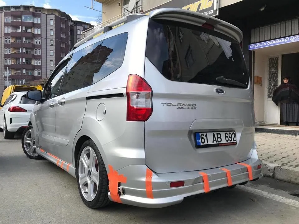Tourneo Uyumlu Courier Spoiler (Fiber)