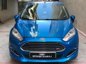Fiesta Uyumlu Makyajlı Kasa Ön Ek