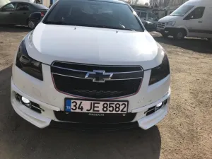 Chevrolet Cruze 2008-2016 (J300) uyumlu Makyajsız Ön Ek modelleri Oto Aksesuar Shop'de. Kaliteli malzeme, hızlı kargo ve güvenli alışverişle hemen inceleyin.