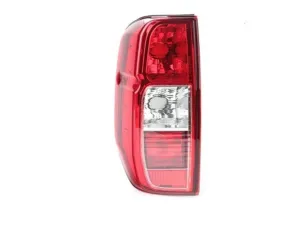 Navara D40 Uyumlu Stop - Sol 2006-2014DRS Tuning kalitesiyle tanışın! Özel olarak Nissan  model araçlar için üretilen bu ürün, otomobilinizin hatlarına sportif 