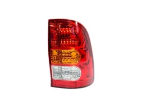 Hilux 2006-2011 Uyumlu Stop - SağDRS Tuning kalitesiyle tanışın! Özel olarak Toyota  model araçlar için üretilen bu ürün, otomobilinizin hatlarına sportif ve di