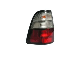 İsuzu Tfr Uyumlu 99-02 Stop (Sağ)DRS Tuning kalitesiyle tanışın! Özel olarak Isuzu  model araçlar için üretilen bu ürün, otomobilinizin hatlarına sportif ve din