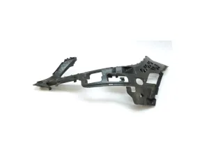 W204 C Uyumlu Serisi 2007-2010 Tampon İç Braketi Sol 2048850765DRS Tuning kalitesiyle tanışın! Özel olarak Mercedes W204 model araçlar için üretilen bu ürün, ot