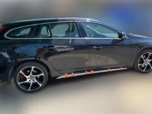 Volvo S60 2010-2018 (Y20) uyumlu Yan Marşpiyel 2011-Boyalı modelleri Oto Aksesuar Shop'de. Kaliteli malzeme, hızlı kargo ve güvenli alışverişle hemen inceleyin.
