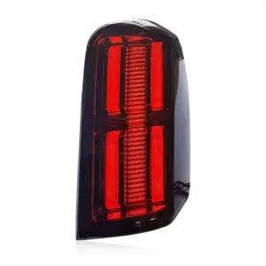 Mitsubishi L200 Uyumlu 2015-2018 LED Stop (Çift Çizgi)DRS Tuning kalitesiyle tanışın! Özel olarak Mitsubishi  model araçlar için üretilen bu ürün, otomobilinizi
