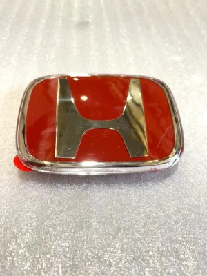 Honda Civic Uyumlu Fb7 2012-2015 Arka Logo KırmızıDRS Tuning kalitesiyle tanışın! Özel olarak Honda  model araçlar için üretilen bu ürün, otomobilinizin hatları