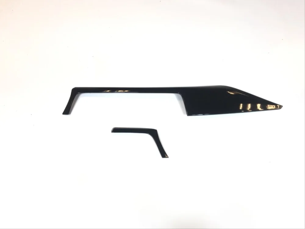 Drs Tuning 3 Serisi Uyumlu F30 Göğüslük Kaplama - Piano Black (2 Parça)