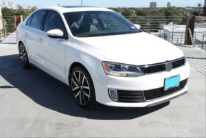Volkswagen Jetta 2005-2018 (A6) uyumlu 2012-2015 Ön Tampon Panjur Gli modelleri Oto Aksesuar Shop'de. Kaliteli malzeme, hızlı kargo ve güvenli alışverişle