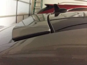 Mercedes W212(2009-2015) Uyumlu E Serisi Cam Üstü Spoiler - Piano Black (Parlak Siyah) thumb 3