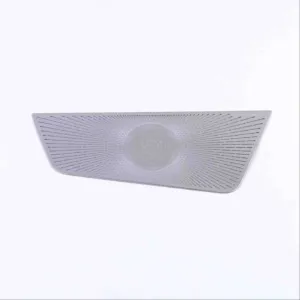 Volkswagen Golf Uyumlu 8 Harman Kardon Hoparlör Kaplama - SilverDRS Tuning kalitesiyle tanışın! Özel olarak Volkswagen  model araçlar için üretilen bu ürün, oto