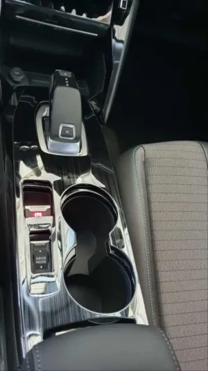 Peugeot 2008 Uyumlu Orta Konsol Kaplama - Titanyum Siyah thumb 2