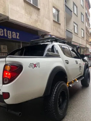 Mitsubishi L200 Uyumlu 2008-2014 Stop Çerçeve Kaplama Siyah thumb 2
