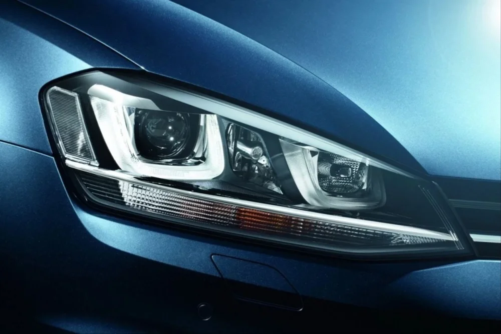 Drs Tuning Drs Tuning Golf Uyumlu 7 U LED Far Silver Haraketli Sinyal -(Uzun Kısa LED Aydınlatmalar Farın İçinde)