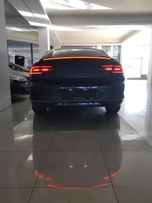 Volkswagen Passat Uyumlu 2015+ LED Spoiler (Piano Black) - Görsel 2
