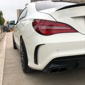 Mercedes W117 Uyumlu Cla Arka Tampon Bıçakları Piano Black - Görsel 4