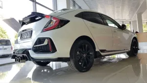 Honda Civic Uyumlu Fk7 2016-2020 Hatchback Spoiler Dto Boyasız thumb 3