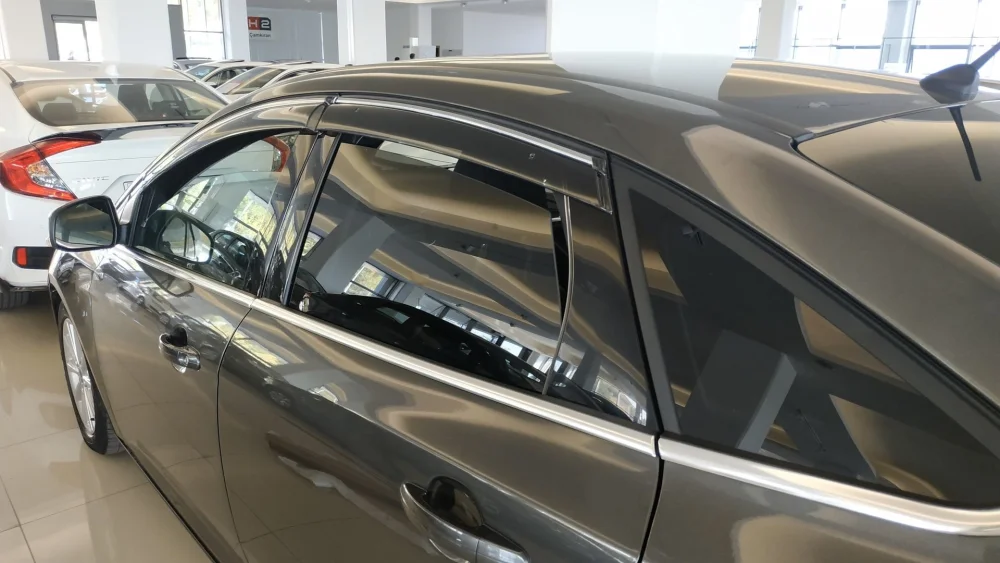Ford Focus Uyumlu 2012+ Cam Rüzgârlığı